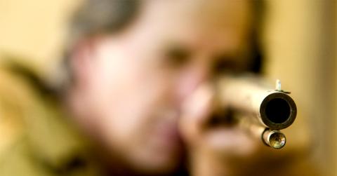 //grandmother n j logan stops home invasion robbers florida police pp sl