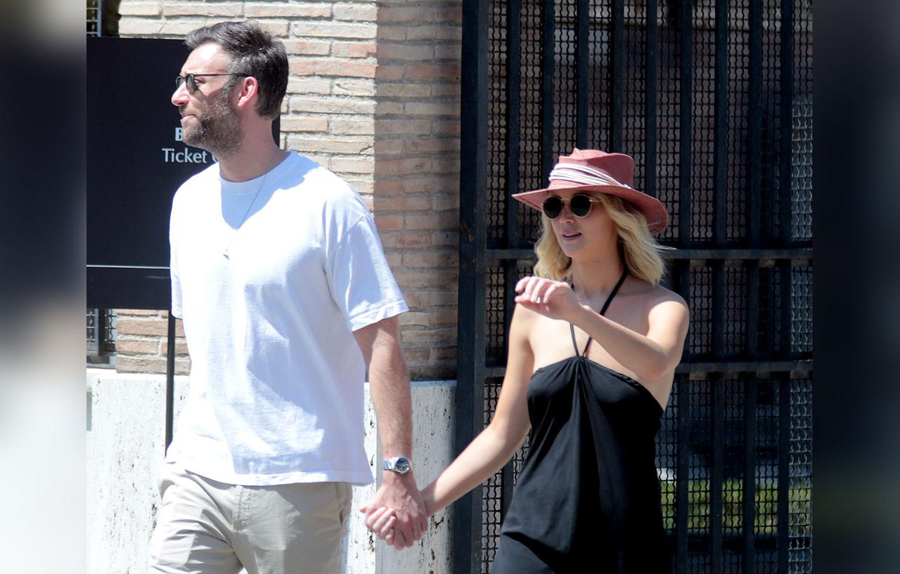 Jennifer Lawrence Shows Off Diamond Engagement Ring In New Photos 