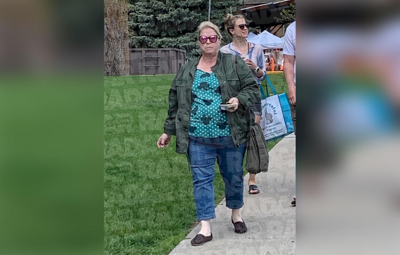 Janelle Brown Strolls Through A Flagstaff Farmer’s Market By Herself On Mother’s Day