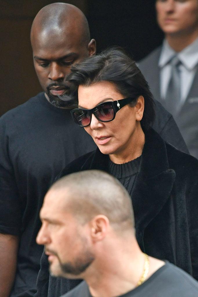 kim kardashian robbed paris nyc kris jenner bodyguard friends comfort