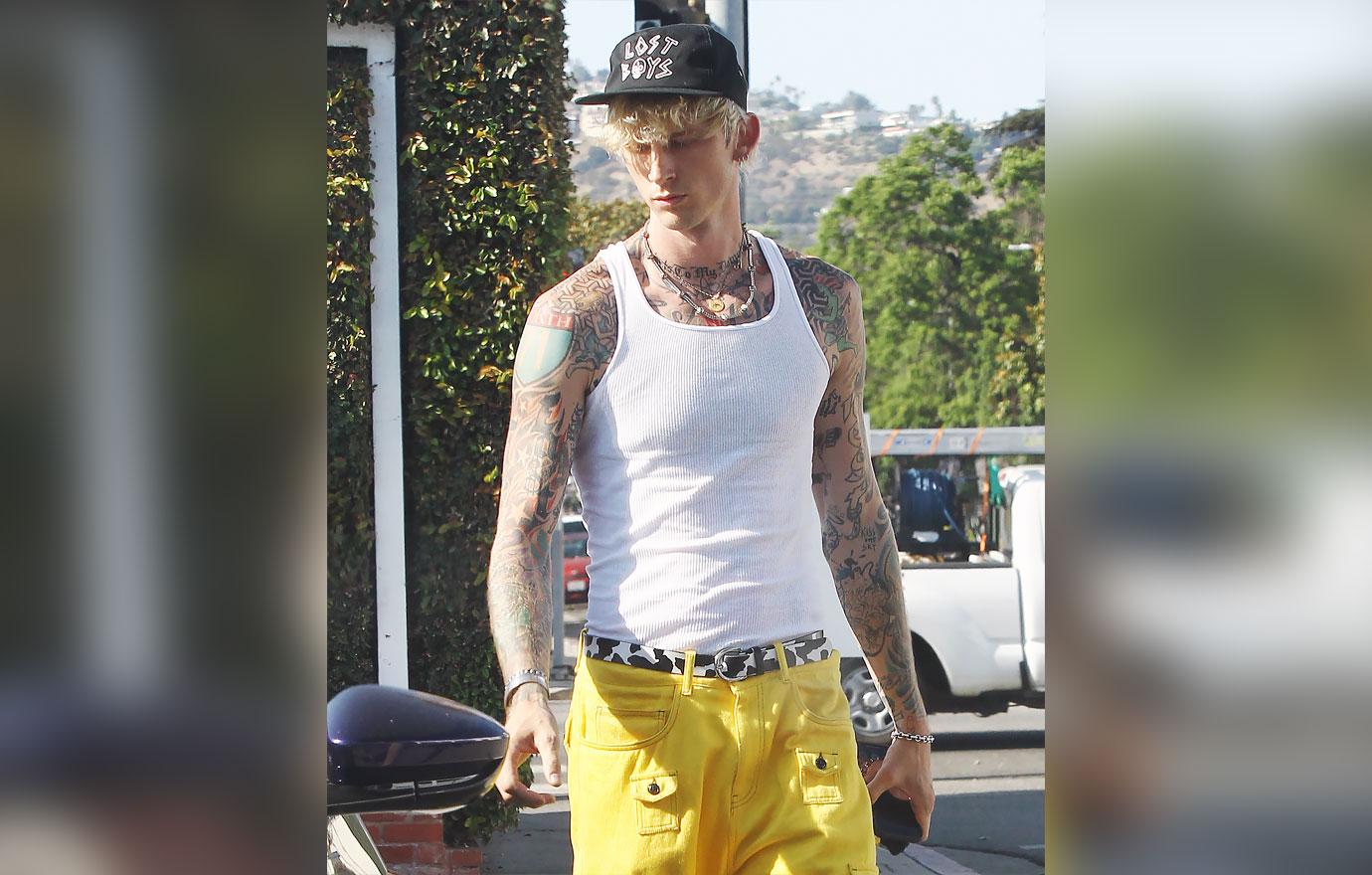 machine gun kelly sued parking lot battery megan fox r