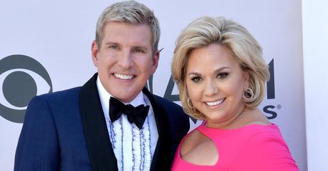 todd julie chrisley check in prison start sentences