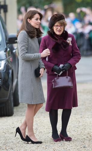 Tired Princess: Kate Middleton Is Looking Worn Out At Holiday Events!