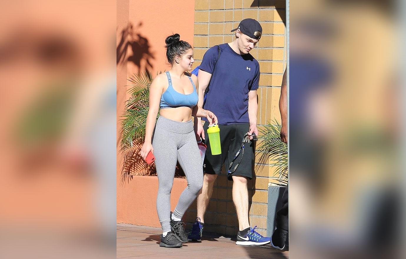 Scantily Clad Ariel Winter Exercises With Boyfriend Levi Meaden