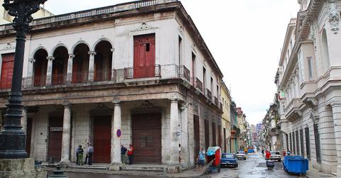 8 Dead & 13 Missing After Explosion Decimates Cuban Hotel