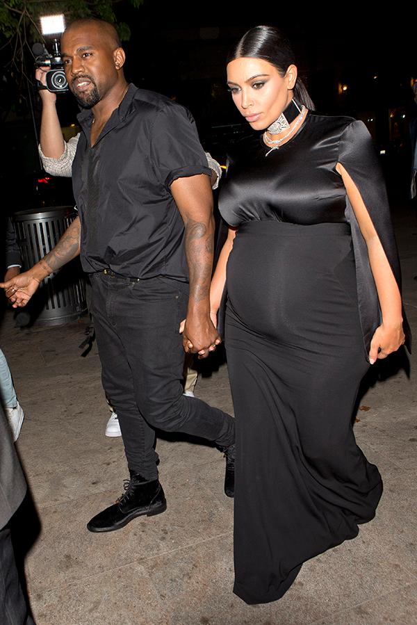 //kim kardashian pregnant plastic surgery pics