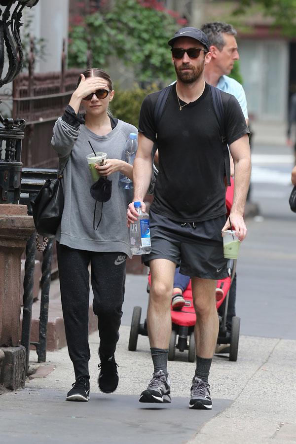 Ashley Olsen Stays Healthy Through Reported Lyme Disease Battle With ...