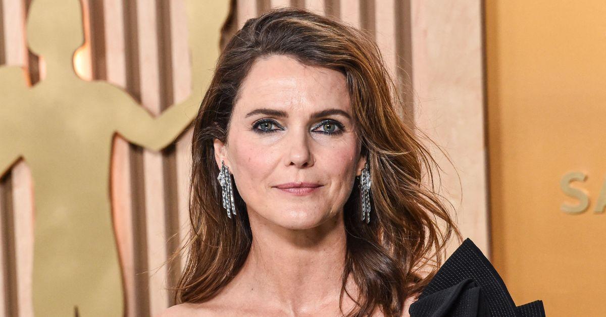 Keri Russell has slammed Hollywood's obsession with plastic surgery, calling it a weird pressure on women.