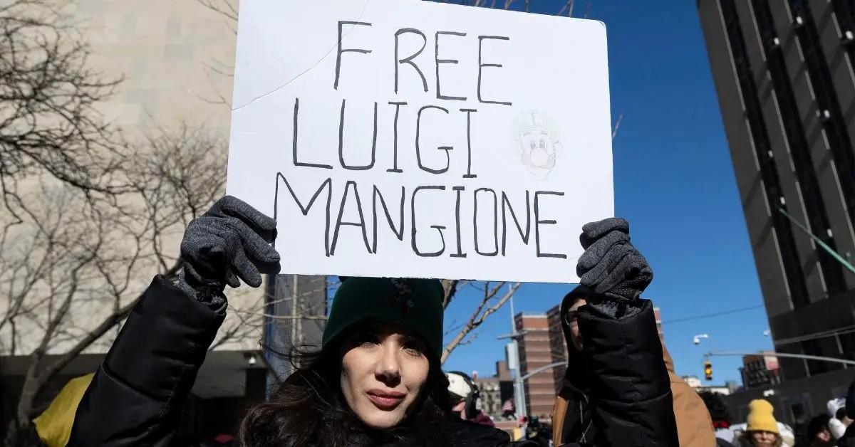 luigi mangione supporters