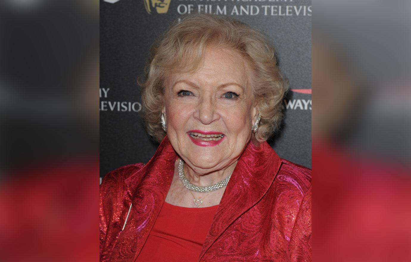 betty white struggled speak final message frail thanked fans support days passing stroke