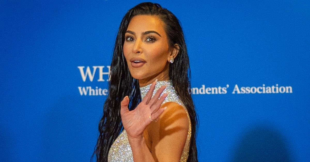 video of kim kardashian falling at whca dinner pete davidson helps