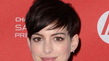 //anne hathaway humble pp