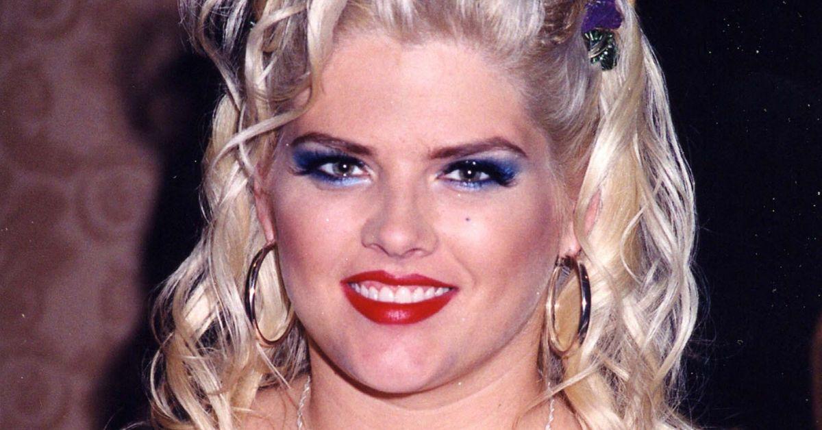 How Tragic Anna Nicole Smith 'Couldn't Handle the Pain' of Son's Death