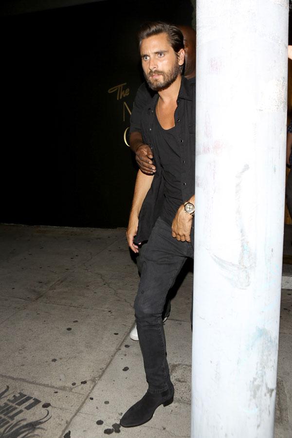 Scott Disick Drunk L.A. Nightclub