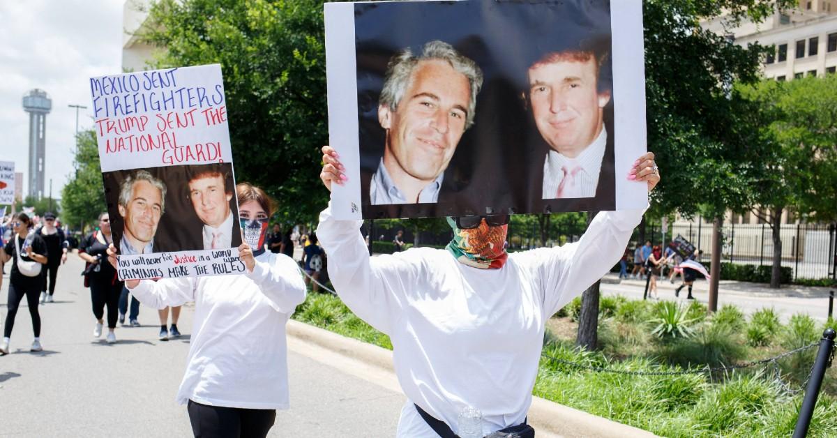 Photo of Donald Trump and Jeffrey Epstein