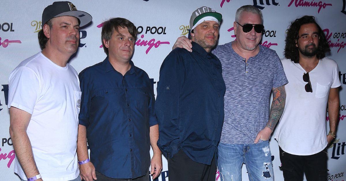 Smash Mouth lead singer Steve Harwell only has a 'week to live' as rocker  is fighting 'liver failure