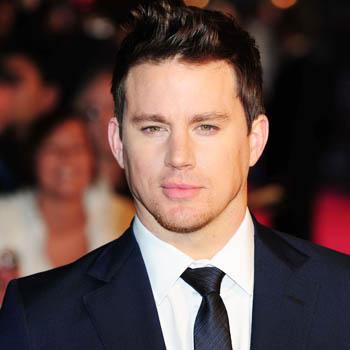 //channing tatum help woman car splash