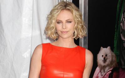 //charlize theron inshape fly post