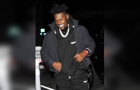 Kanye West Has Dinner With Julia Fox & Antonio Brown, Whose OnlyFans