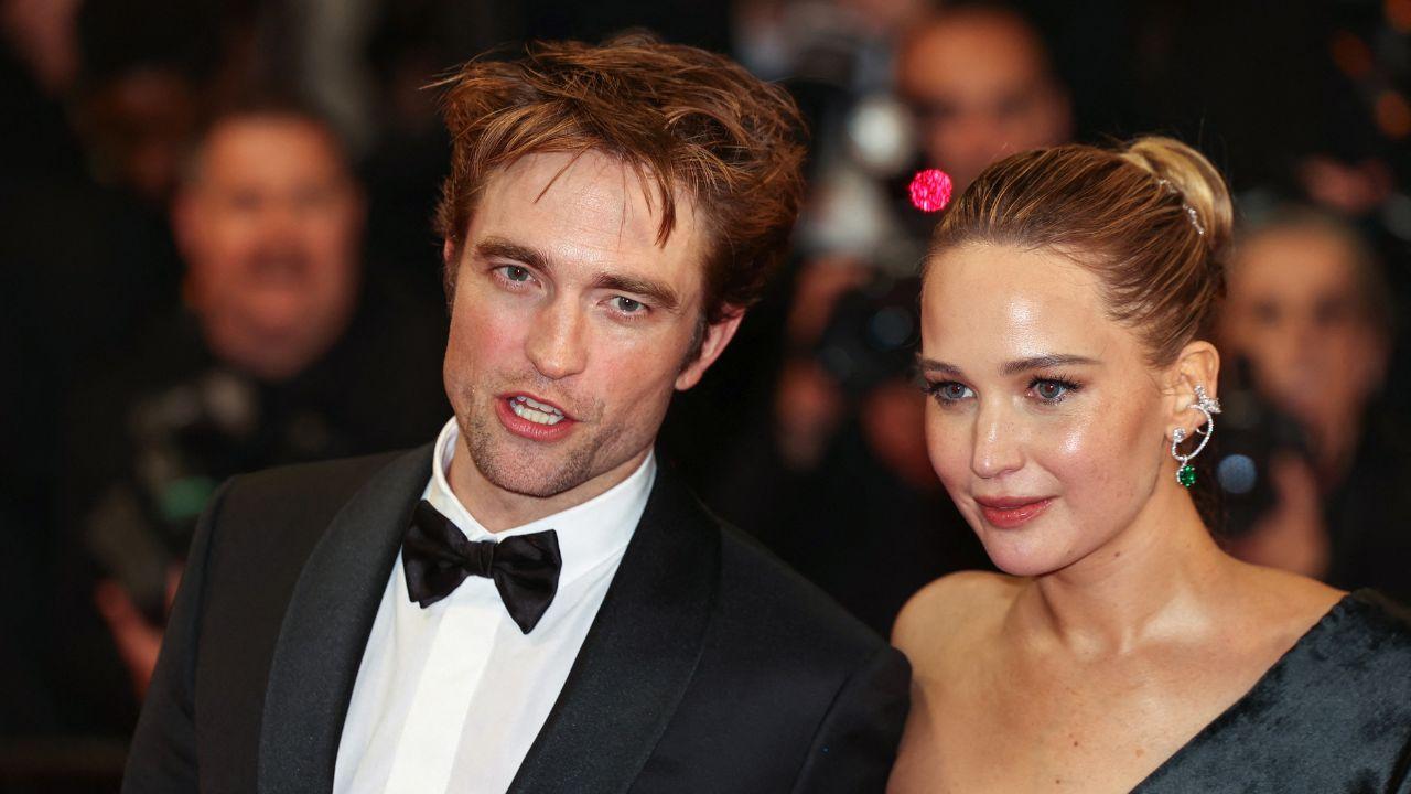 A photo of Jennifer Lawrence and Robert Pattinson