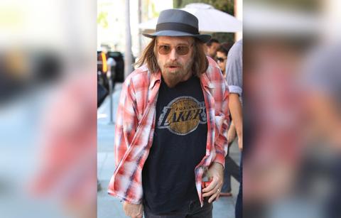 Tom Petty – His Secret Life Of Heroin, Hitting, And Hardship