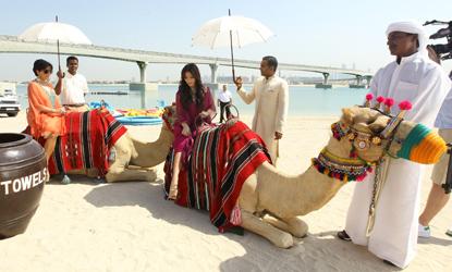 //kim kardashian kris jenner camels dubai