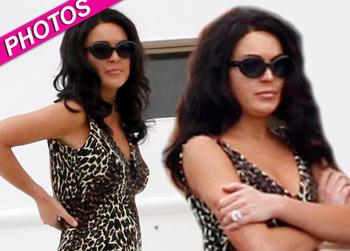 //lindsay lohan swimsuit liz taylor