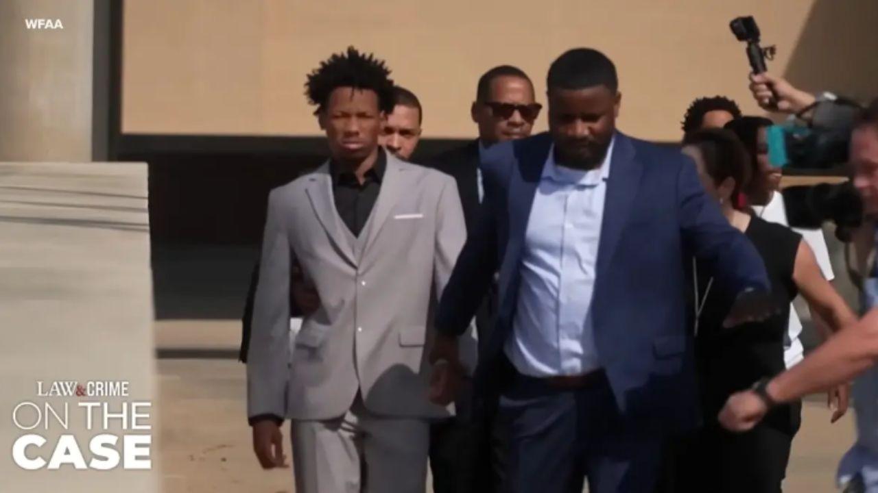 image of Prosecutors said a 'gentleman's agreement' kept damaging evidence about Karmelo Anthony from the jury.