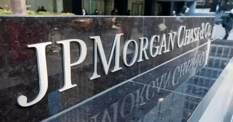 Ex-Banking Exec James Staley Desperately Battles to Keep Evidence in