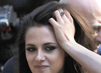 //kristen stewart affair backlash