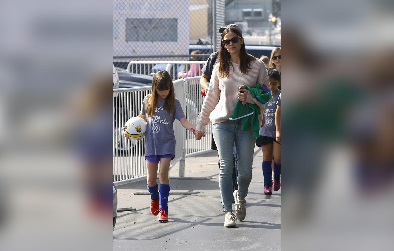 Ben Affleck Rehab Alcohol Addiction Jennifer Garner Kids Pics