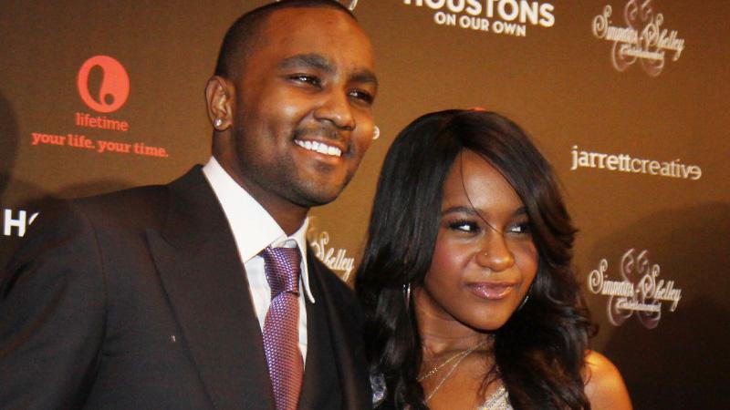 Bobbi Kristina Brown Hospitalized Brain Dead Eyewitness