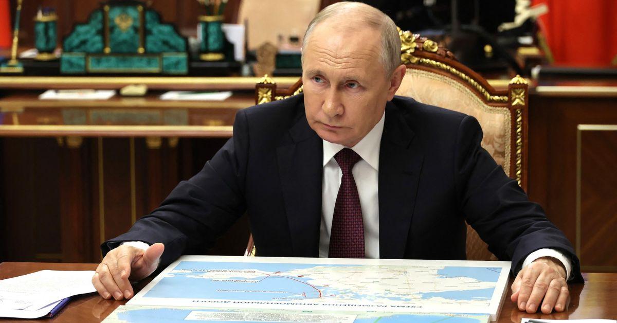 vladimir putin testing waters ready discuss ending war ukraine report