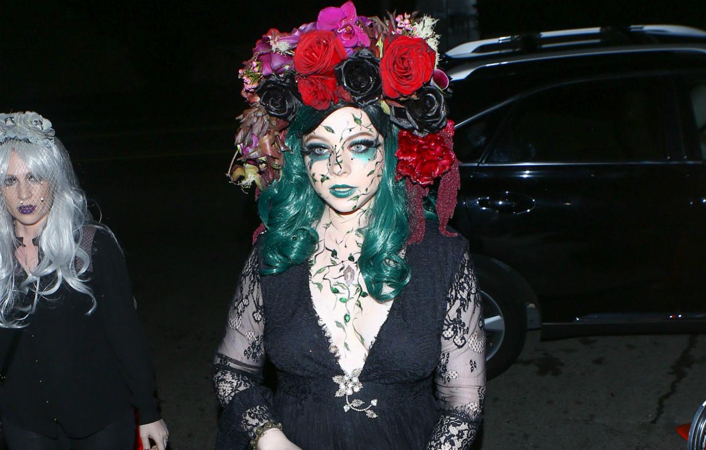 Gossip Girl would have had a field day with this Halloween costume from Michelle Trachtenberg.