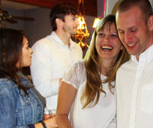 //ashston kitcher sister