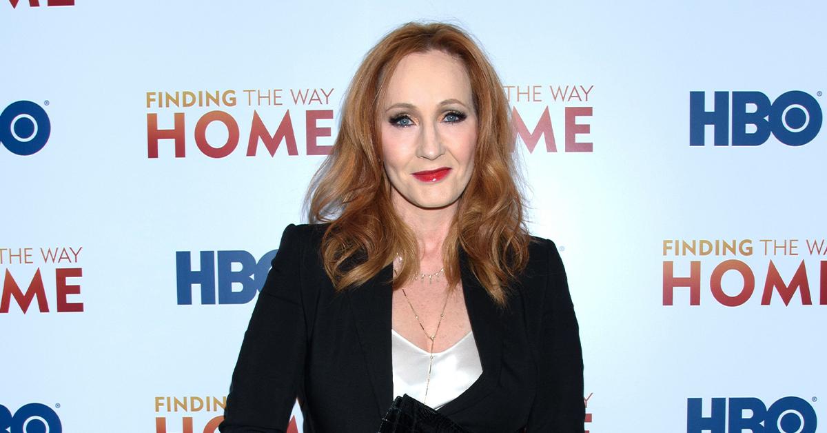 jk rowling calls police doxxed trans rights activists outside scotland home harry potter pp