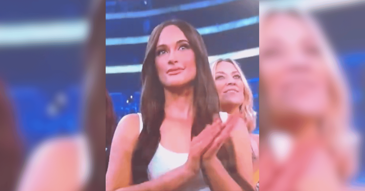 kacey musgraves accused of looking pissed at beyonce grammys win