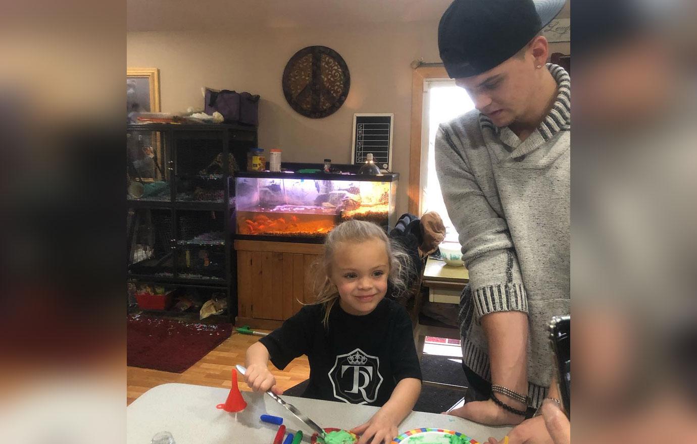 catelynn lowell gives birth daughter tyler baltierra teen mom 2