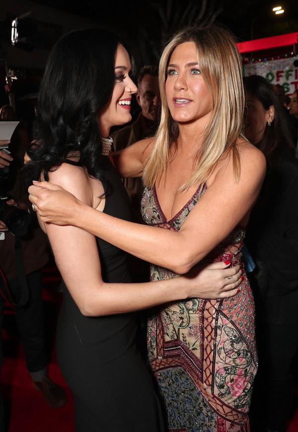 Jennifer Aniston Katy Perry Office Christmas Party Premiere