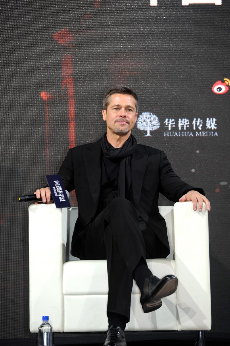 brad pitt speaks out after custody deal angelina jolie divorce