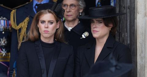 Photo of Princesses Beatrice and Eugenie