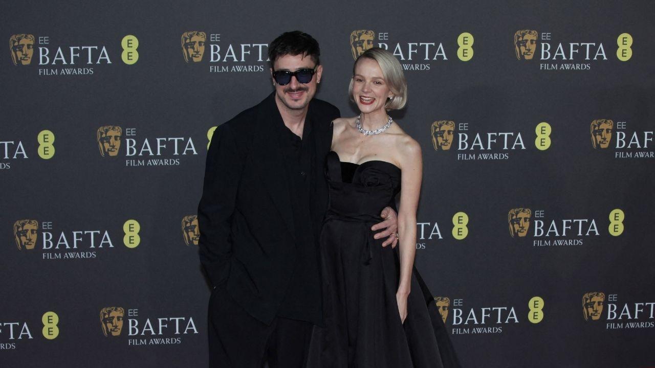 Photo of Carey Mulligan and Marcus Mumford
