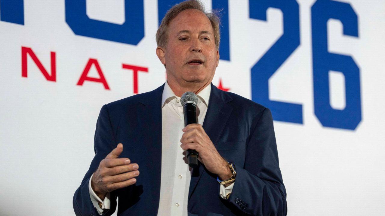 Photo of Ken Paxton