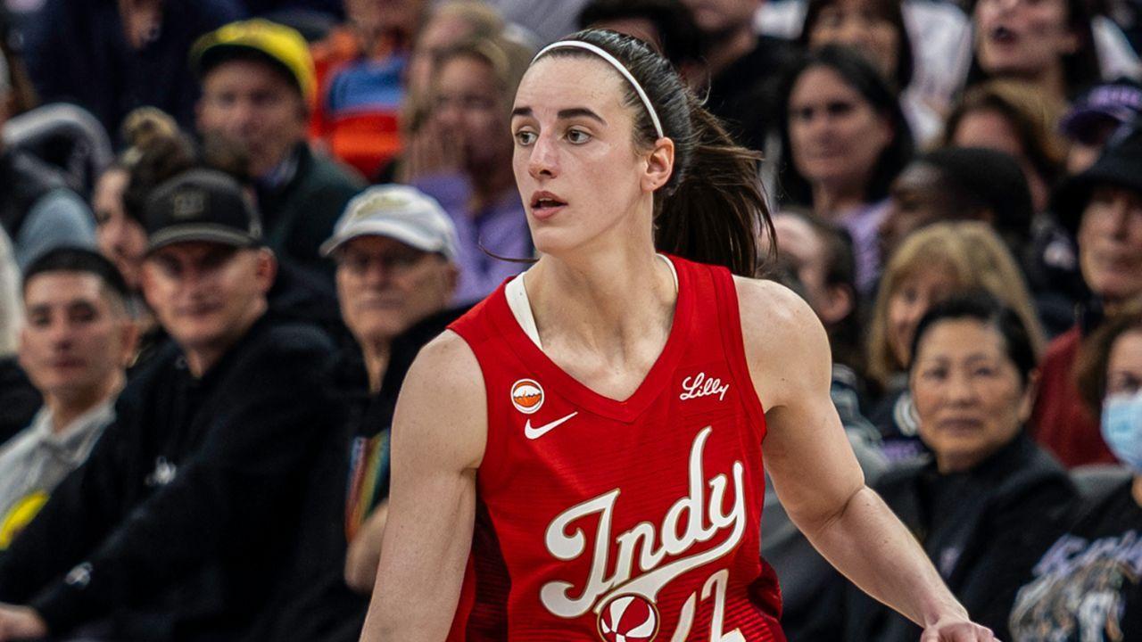 Kelly criticized Caitlan Clark.