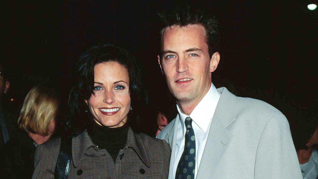 picture of Matthew Perry and Courteney Cox