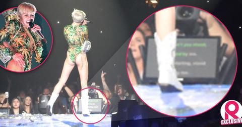 //miley cyrus teleprompter lyrics concert bangerz tour wide
