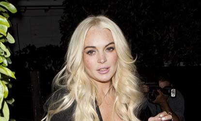 //lindsay lohan party crasher_