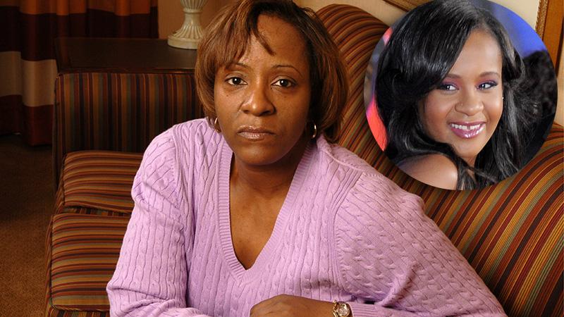 //bobbi kristina brown aunt rushed to hospital