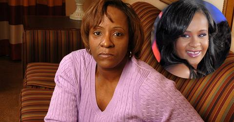 //bobbi kristina brown aunt rushed to hospital