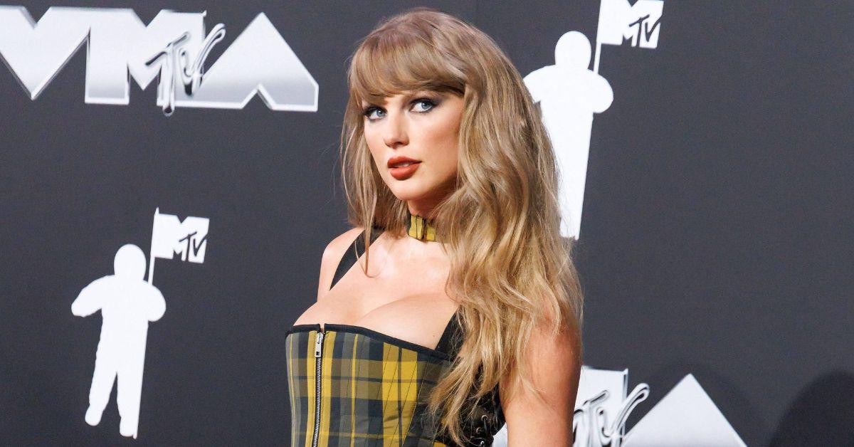 blake lively salvage hollywood image after swift squad snub